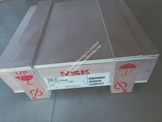 NSK  Angular Contact Ball Bearing   7330BM